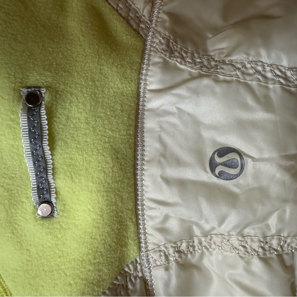 *RARE* Lululemon Quilted Hoodie - Picture 8 of 8